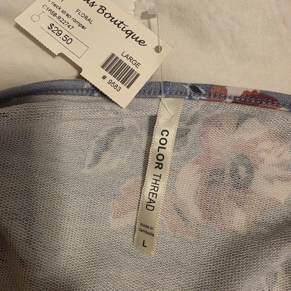 NWT Blue Floral Romper By Color Thread - Picture 5 of 10